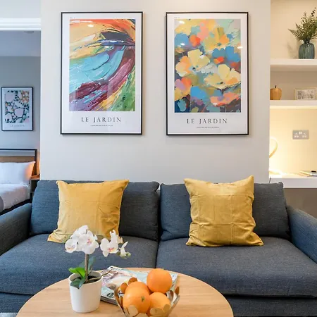 Tabard House Apartment London Bridge In City Of London-3