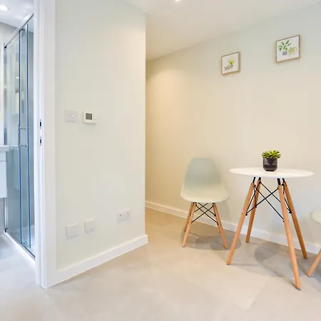 Split Level Studio At West Hampstead By Concept Apartments-2