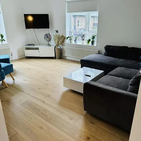 Shoreditch Apartment Free Parking-3