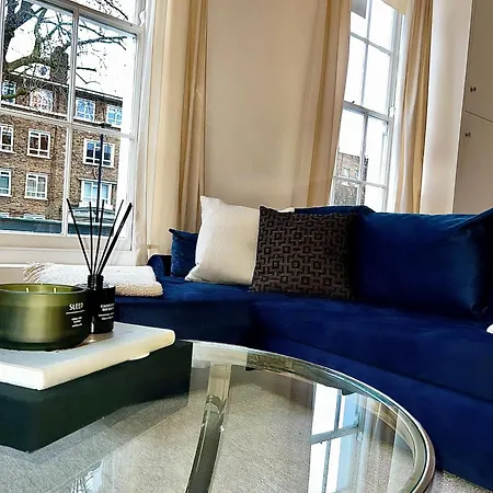 Stylish One Bedroom Apartment In The Heart Of Angel-2