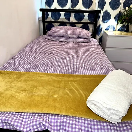 Excellent Double Rooms In Cheap Rate Around Central London-3