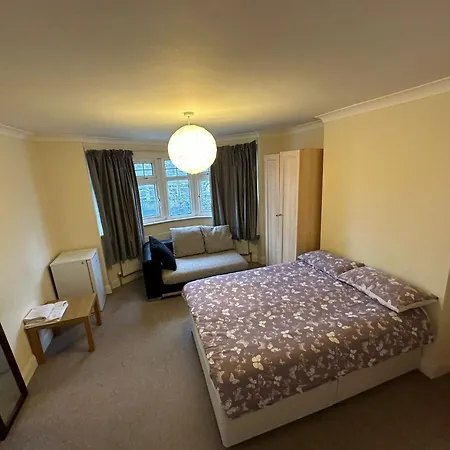 House Dollis Hill-2
