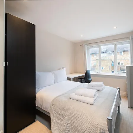 2 Bedroom Flat In Shoreditch-2