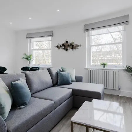 Stylish Apartments - Hyde Park-3