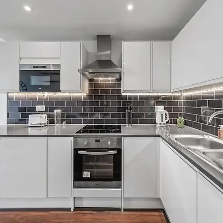 New Apartment In Britannia Point Bp4-3