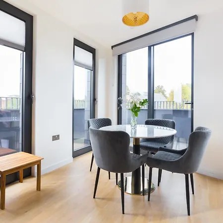 The Vale - Luxury Apartments-2