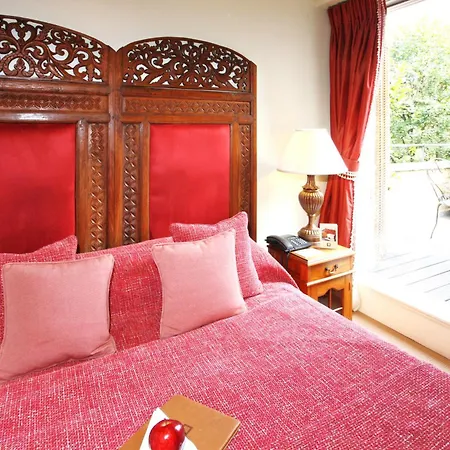 Twenty Nevern Square Hotel-2