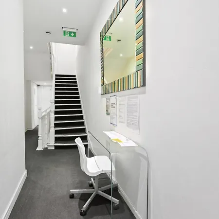 Urban Nest 2-3
