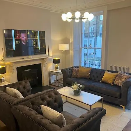 Flat In The Heart Of Holland Park-2