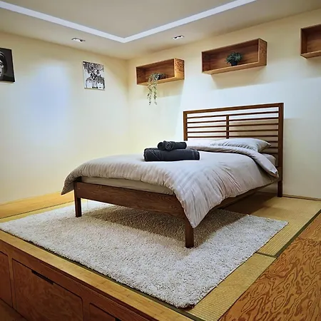 Wood Studio Flat-3