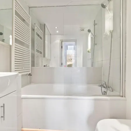 Sg, Classic Knightsbridge Loft Apartment-2