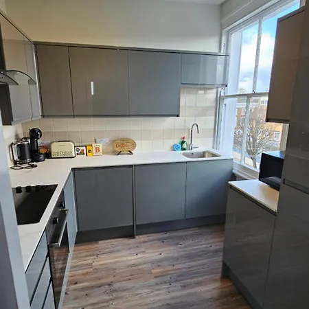 Luxury Apartment Chelsea- Fulham-3