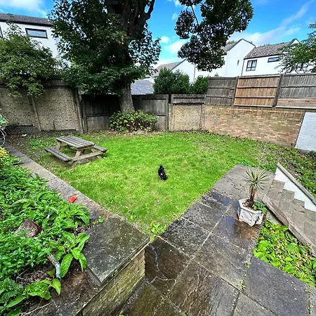 Hidden Retreat With Steam Room, King Bed Near Tube-3