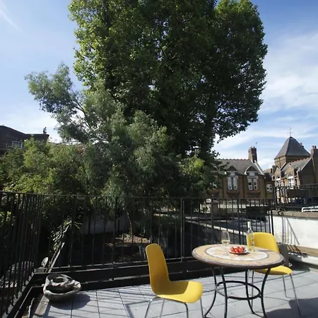 Camden Town 2 Bedroom Duplex Apartment With Terrace Inn-2