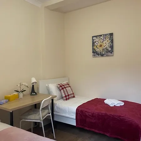 Lovely Private Rooms in Camden, Central London-3