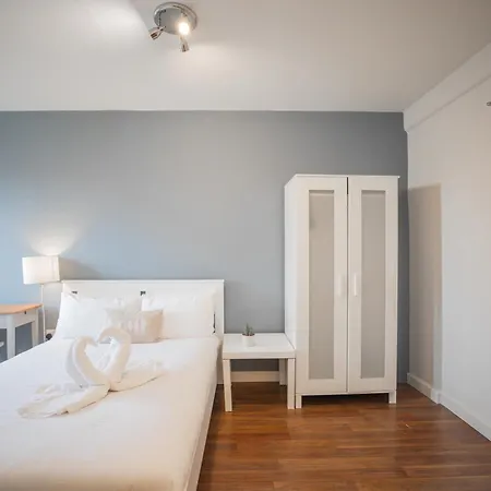 Studio At Chelsea Cloisters Hotel-2