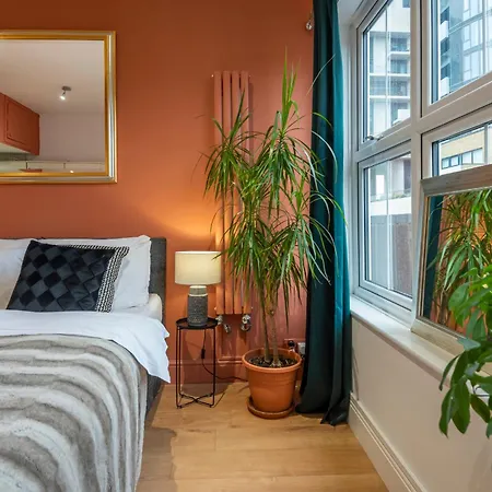 Amazing Finsbury Park Studio-3
