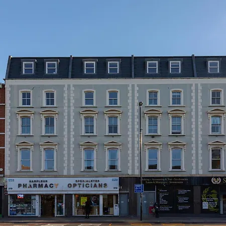 Prime Location Flats-3