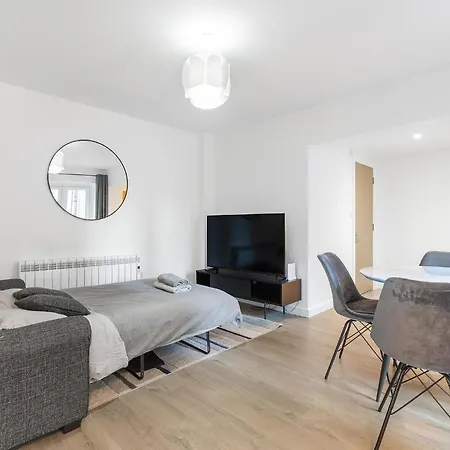 Prime Location Flats-2