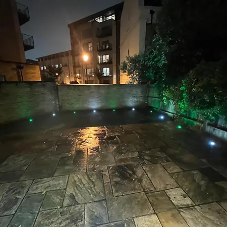 Rooms Close To Central London 2-3