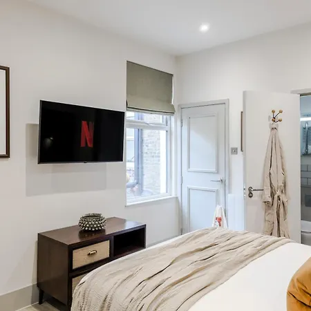 Tooting - Your Apartment-3