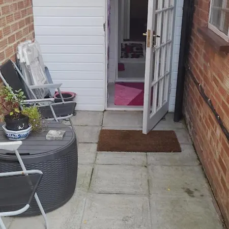Private Studio Extension With Bathroom And Kitchen-3