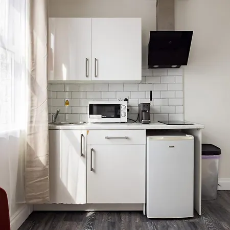 Euston Apartments-2