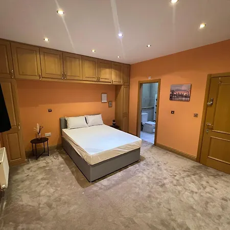 Rooms Close To Central London 2-2