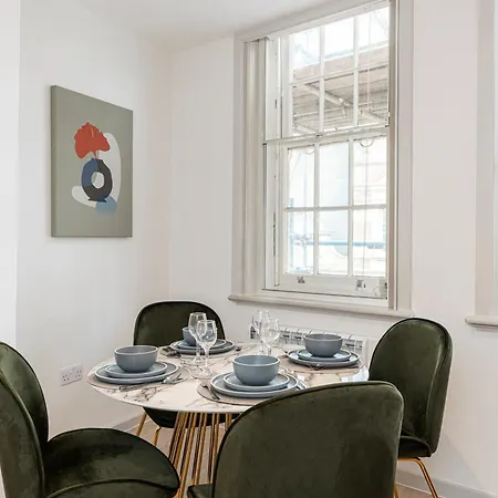 Leicester Square Apartments By Joivy-3