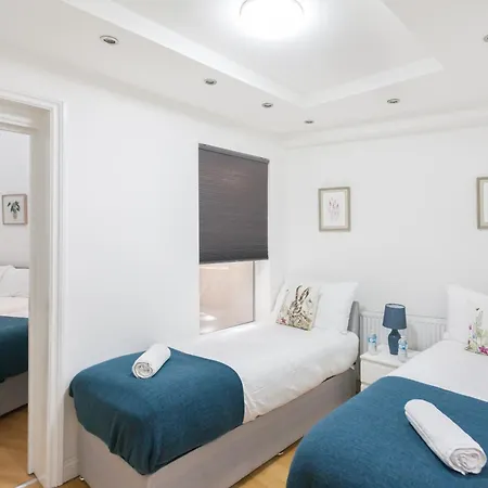 Holloway Apartments-3