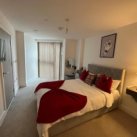 Luxury 2 Bedrooms - 2 Bathrooms - F5-3
