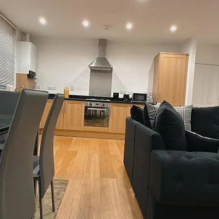 Beautiful 2Bed Flat London-2