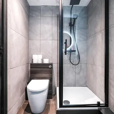 Sleep 2 In Piccadilly Soho Central London Vrf-3
