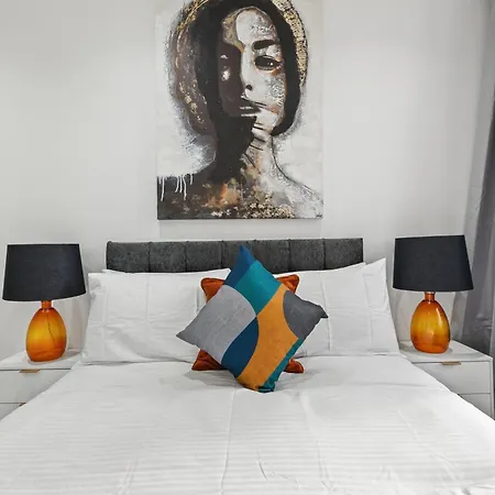 Cosy 1 & 2 Bedroom Apartments Central London Zone 1-3