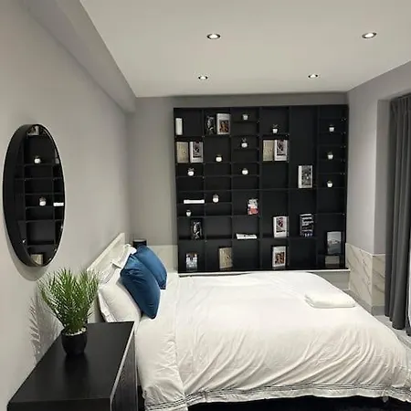 Stylish Entire 2Bed Apartment-2