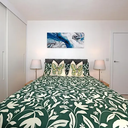 Kew Bridge Penthouse-3