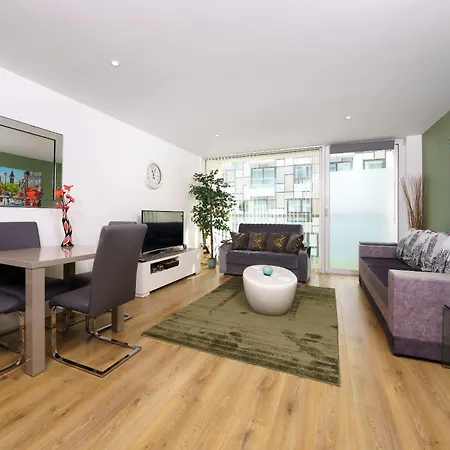 Cobalt Point, South Quay-2