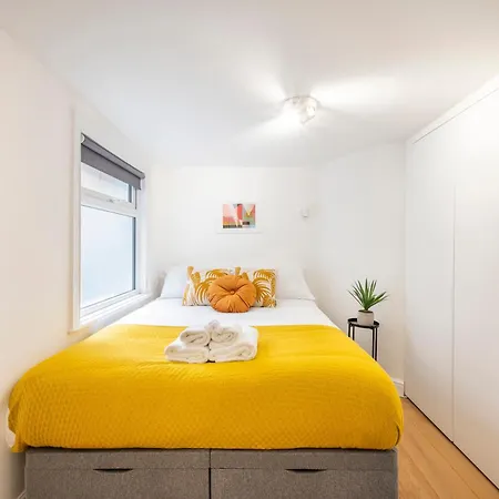 Charming 1 Bedroom Flat With Private Patio - West London, Kensington, Earl'S Court, Chelsea-3