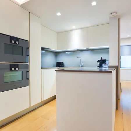 Soho 22 Serviced Apartments-3