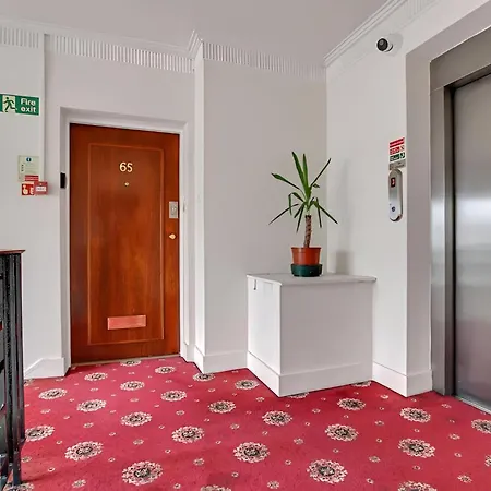 Luxurious 2-Bedroom Penthouse In Marble Arch -65Gc-3