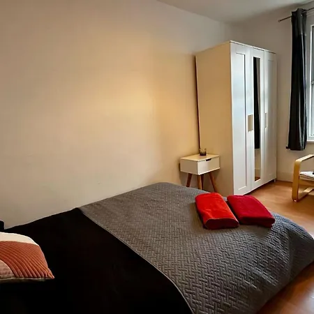Cosy Flat Fulham-2