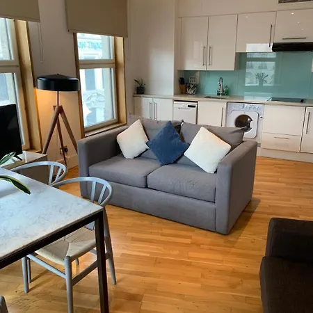 High Apartment In St James Piccadilly Cov10-2