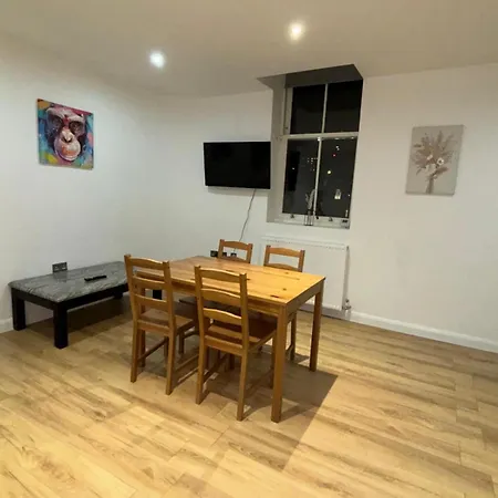 Sleep 4 In Battersea Central 5 Mins To Power Station Bs2-3