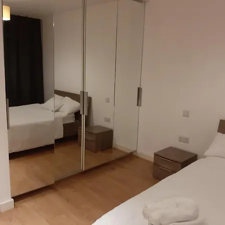 Golden Luxury Apartment-2