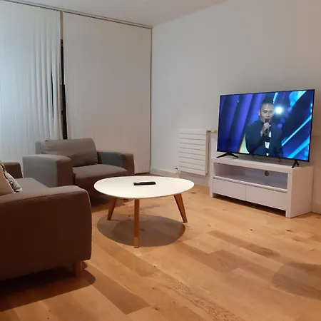 Golden Luxury Apartment-3