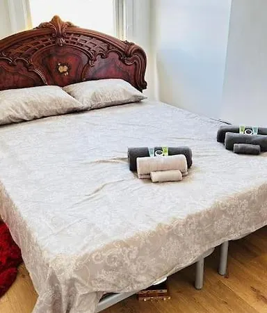 3 Bed House East London Home-2