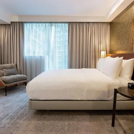 Lincoln Plaza Hotel London, Curio Collection By Hilton-2