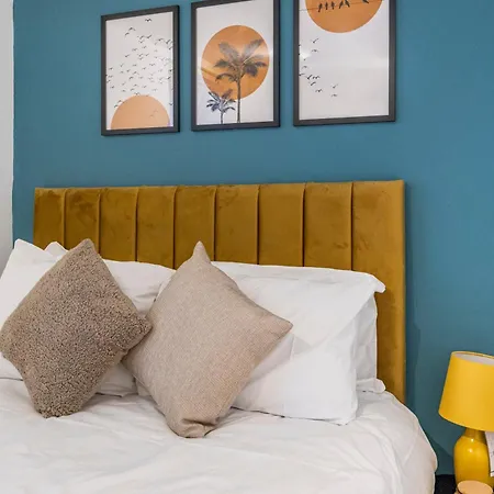Notting Hill Retreat 2 Bedroom-2