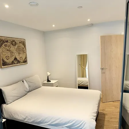 Elegant Plus Luxury Apartments-3