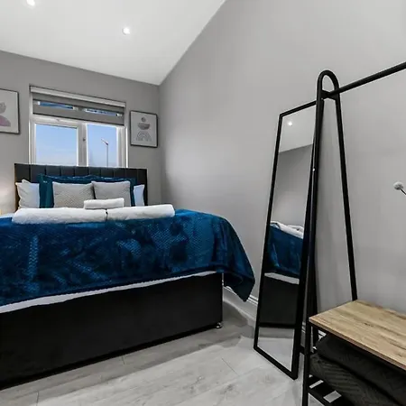 Cozy Battersea Apartment Sleep 5 Easy Access To Central London-2